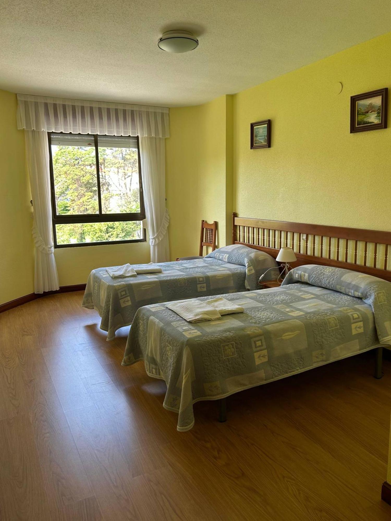 Apartamentos De La Hoz Isla Plana Exteriör bild